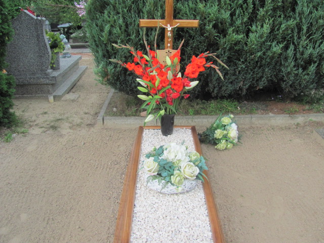 Grób Tadeusz Kędzierski