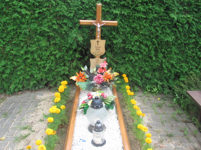 Grób Tadeusz Matela
